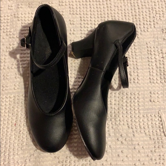 Black dance shoes. - Picture 2 of 5